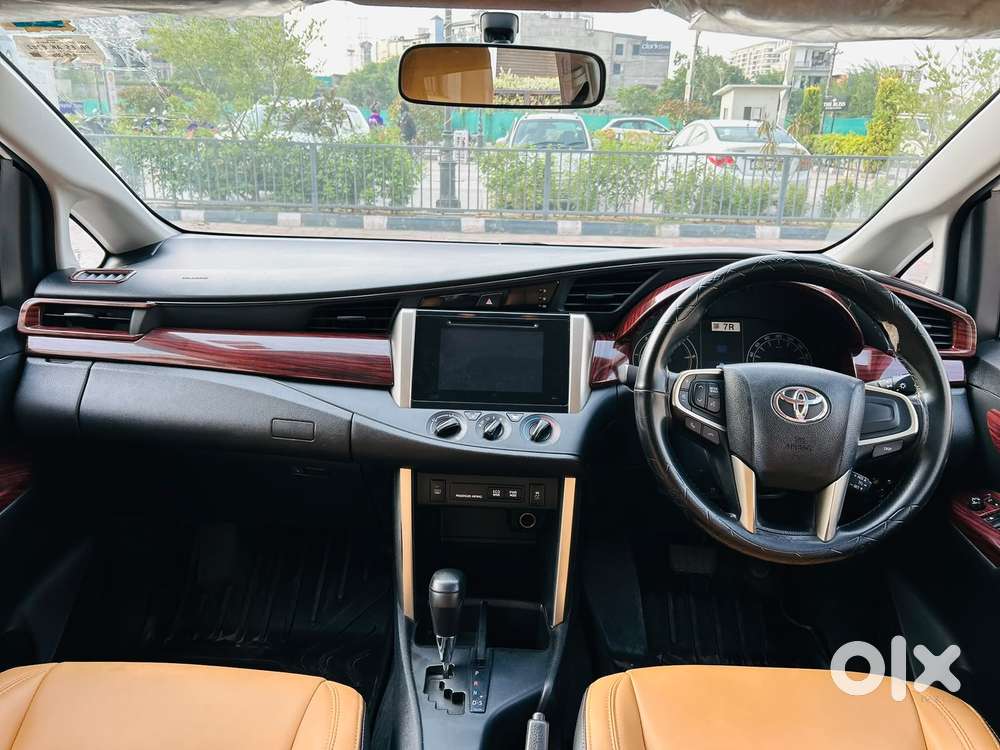 Toyota Innova Crysta 2.4 Gx Mt, 2020, Diesel