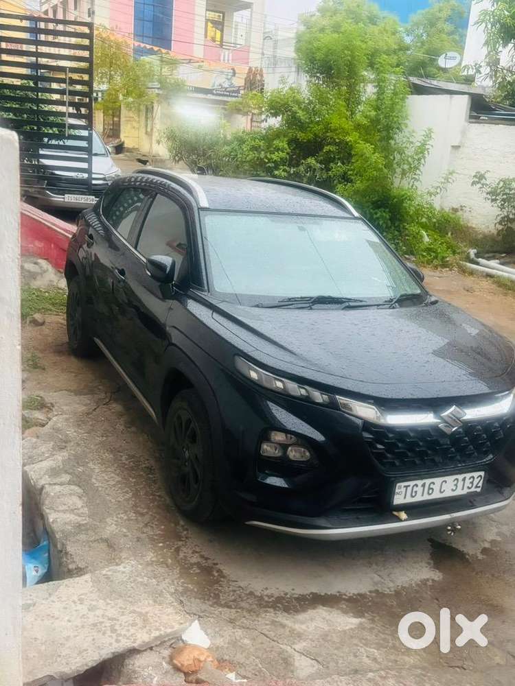 Maruti Suzuki Fronx 2024 Petrol Well Maintained