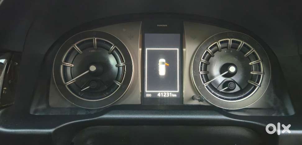 Toyota Innova Crysta [2020-ongoing] 2.4 Zx At 7 Str, 2021, Diesel