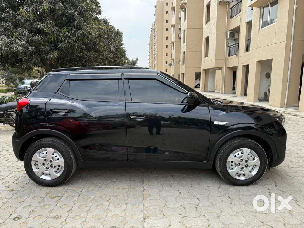 Mahindra Xuv300 W4, 2024, Petrol