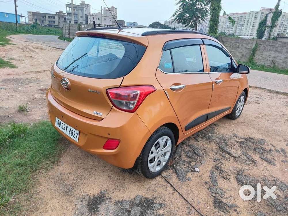 Hyundai Grand I10 Sportz Edition, 2016, Petrol