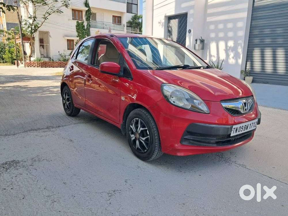 Honda Brio V Mt, 2014, Petrol