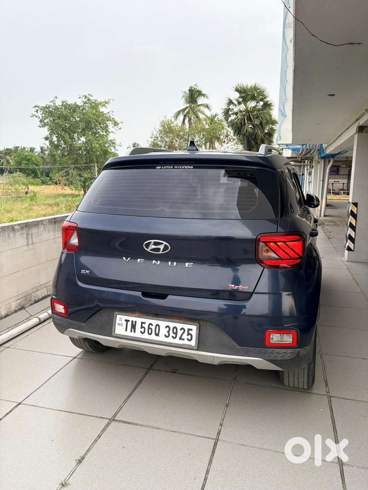 Hyundai Venue 2021 Km Driven 50,700