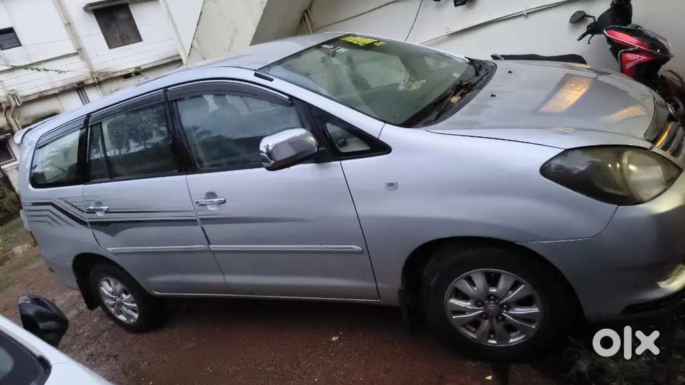 2010 Model Innova 3rd Owner 530000