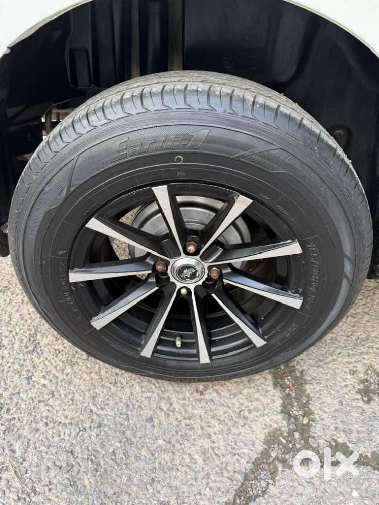 Maruti Suzuki Dzire 1.2 Vxi, 2015, Petrol