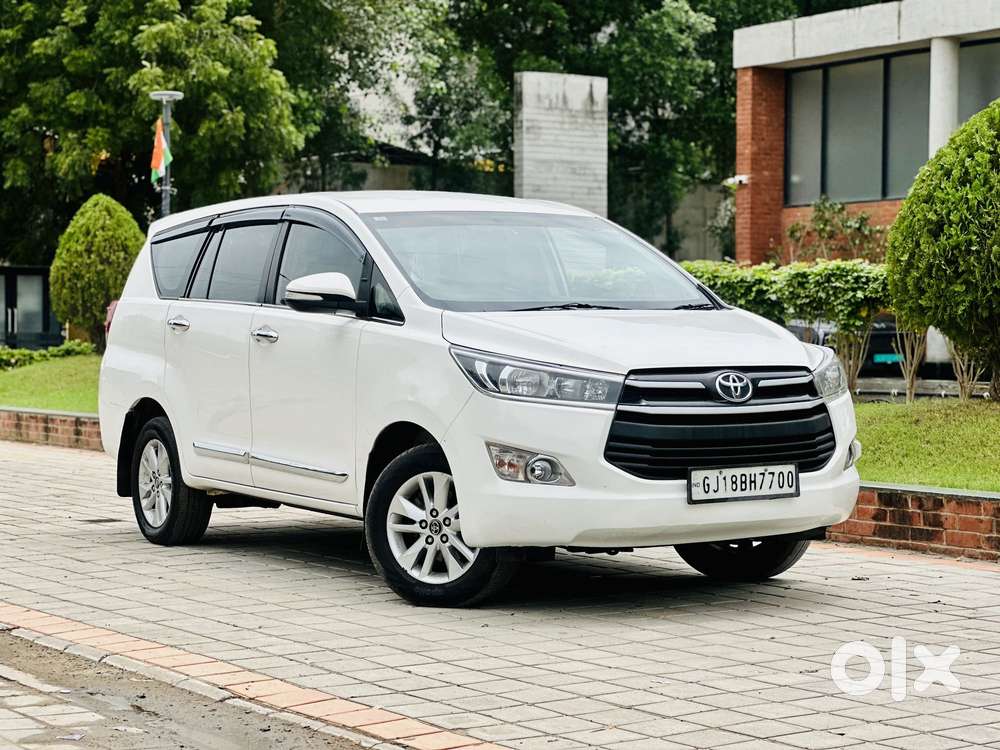 Toyota Innova 2.5 Gx 8 Str Bs-iii, 2017, Diesel