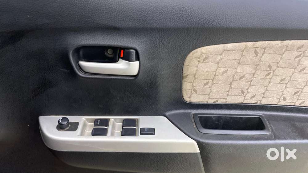 Maruti Suzuki Wagon R 1.0 Vxi Amt, 2015, Petrol