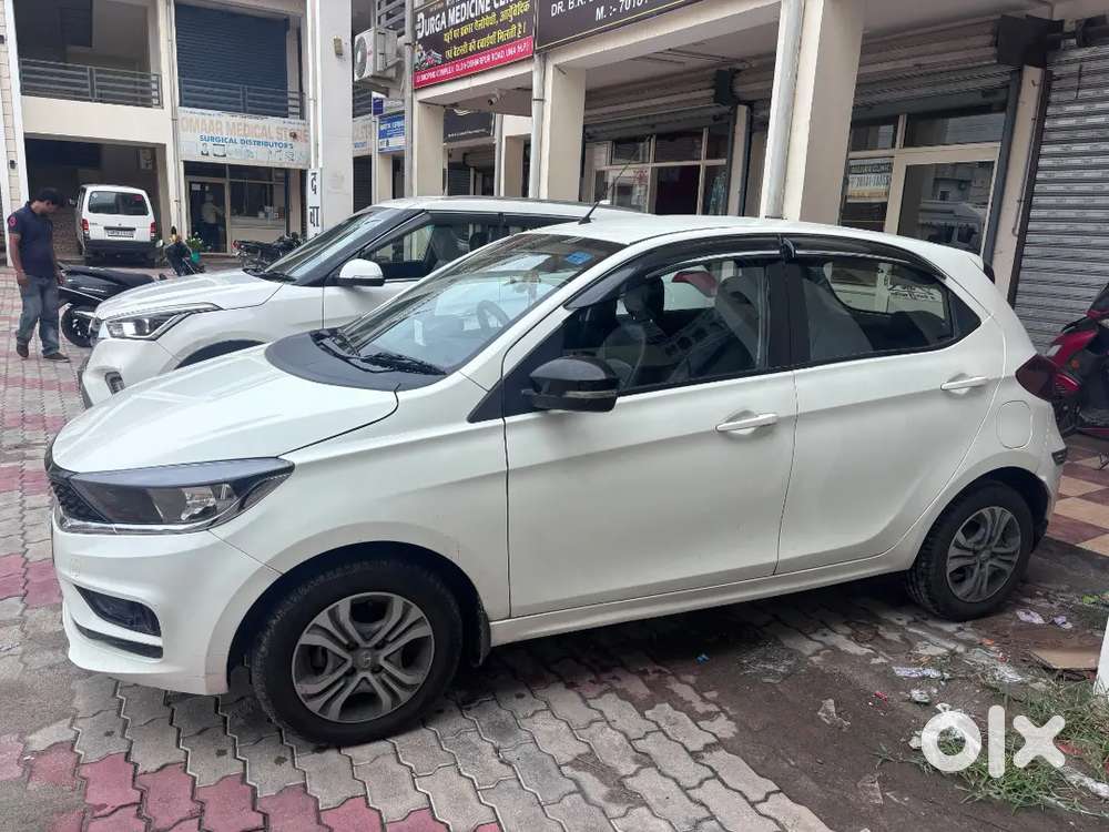 Tata Tiago  Xt 2023 Model