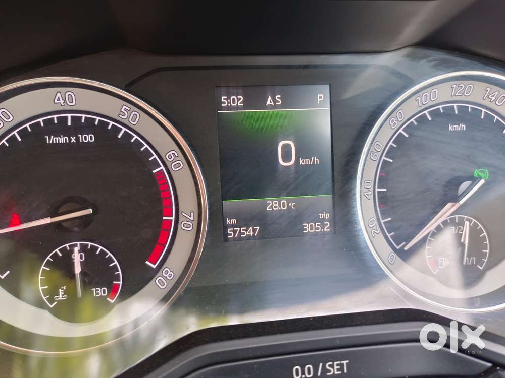 Skoda Superb Lk 1.8 Tsi At, 2018, Petrol