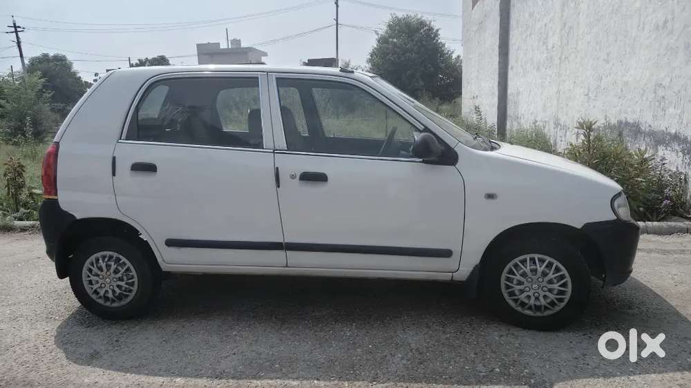 Maruti Suzuki Alto 2012 New Tye + Lcd Speaker New +tuter+ Center Locki