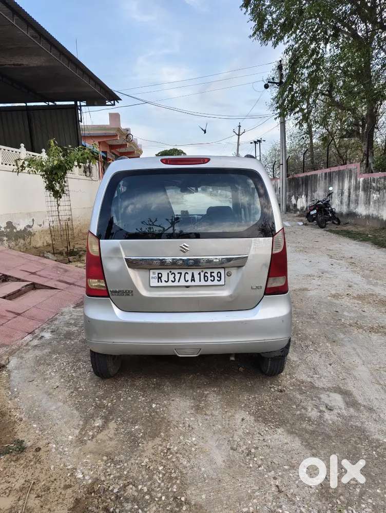 Maruti Suzuki Wagon R 2011 Petrol & Gas Kit Good Condition