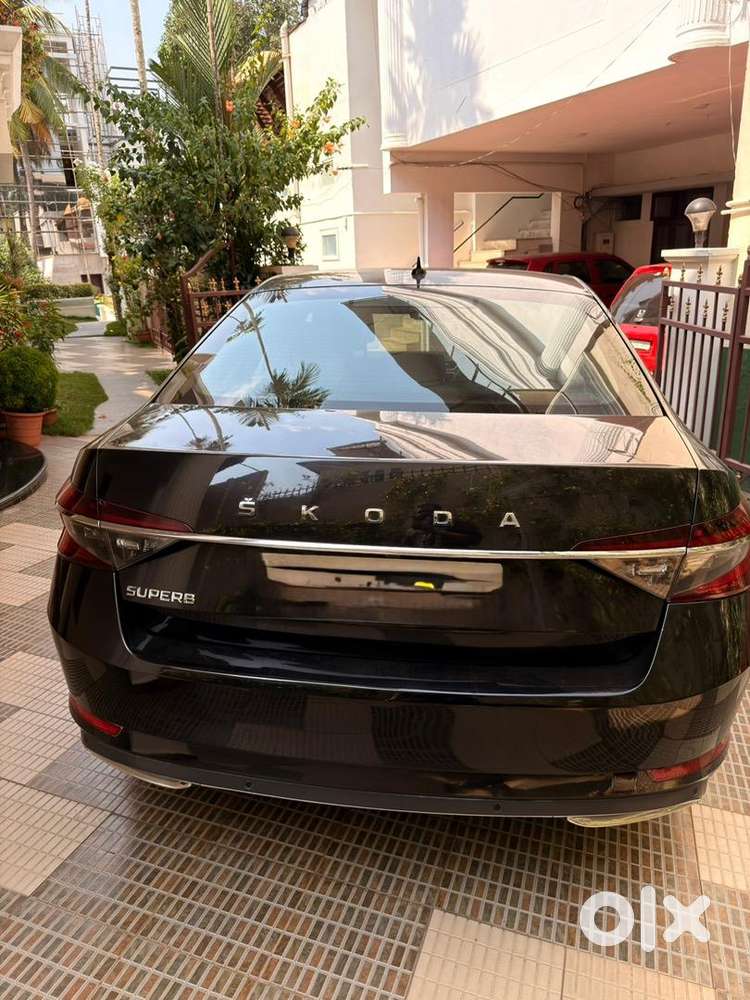 Skoda Superb L&k Magic Black