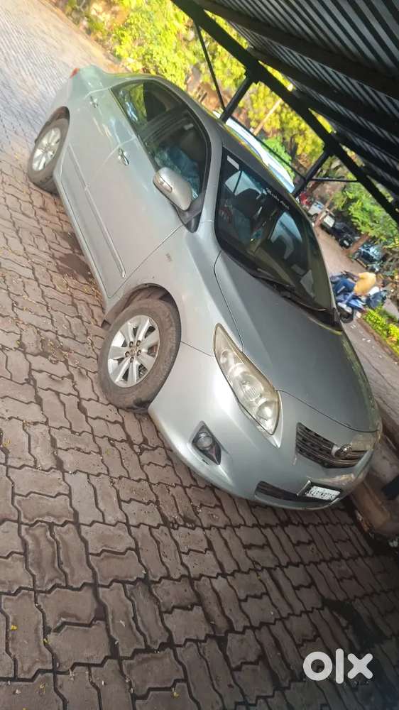 Toyota Corolla Altis 2011