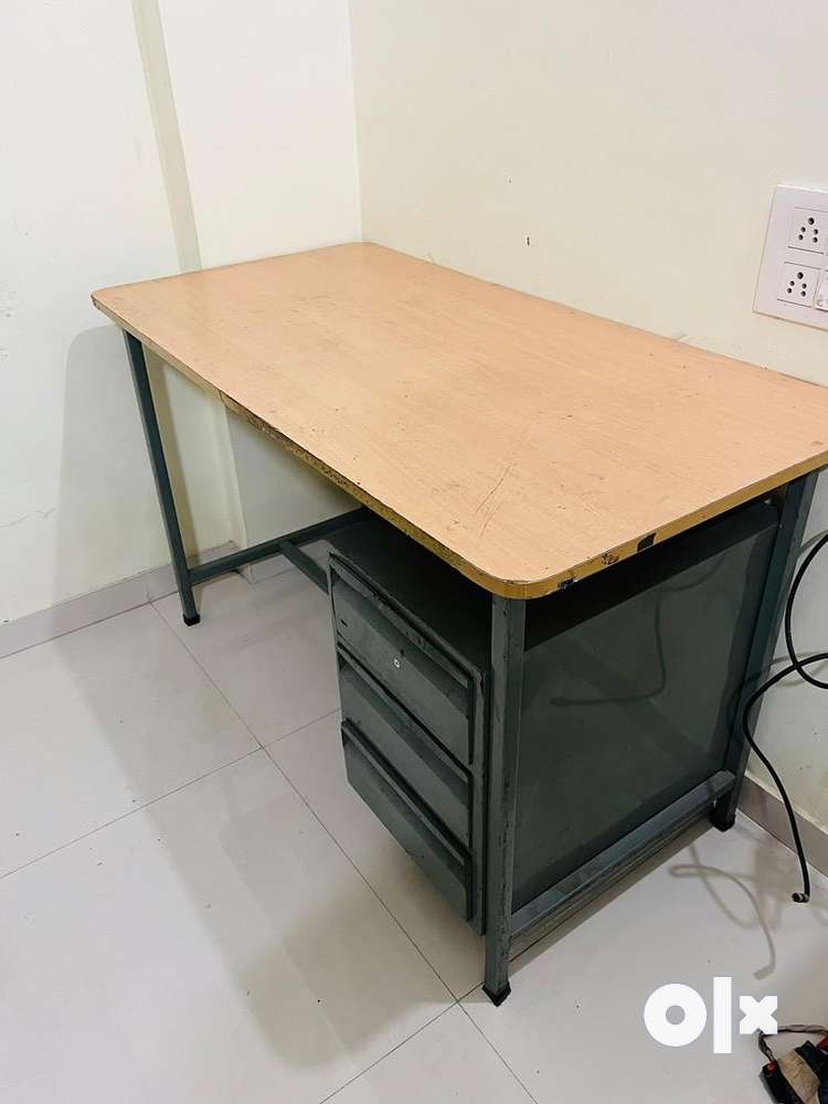 Study Table Buy Sell Used Furniture in Pimpri Chinchwad OLX