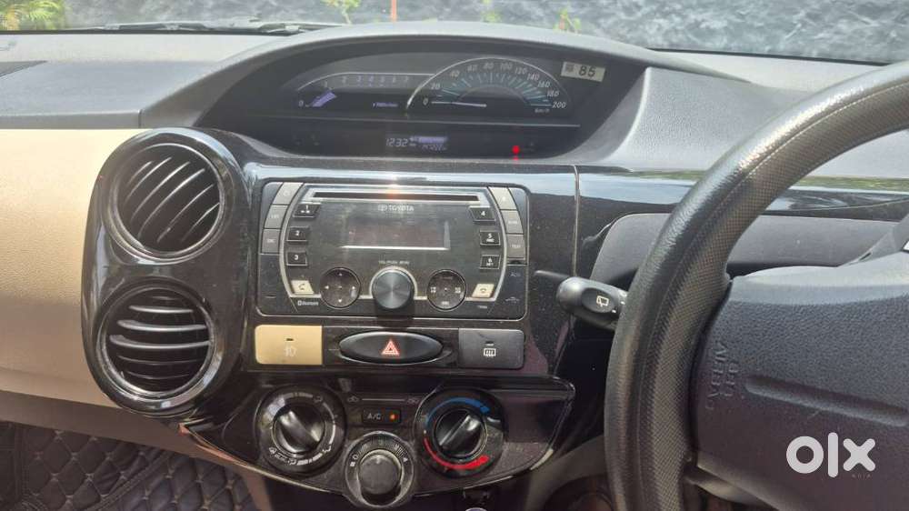 Toyota Etios Liva V – Dual Tone  Excellent Condition  Single Owner