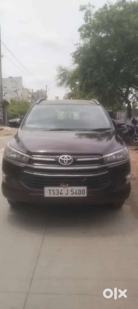 Toyota Innova Crysta 2016