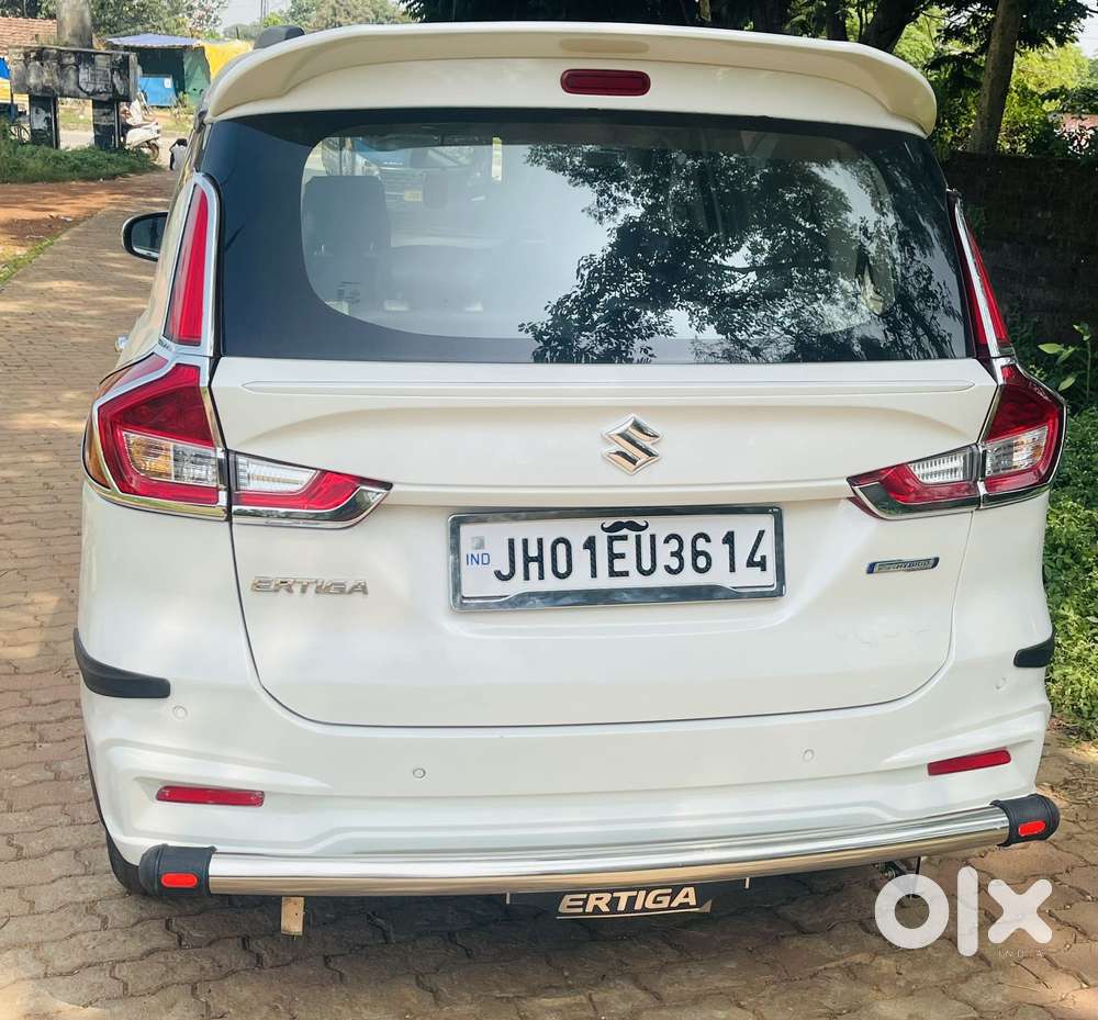 Maruti Suzuki Ertiga 1.5 Vxi, 2022, Petrol