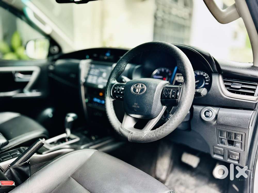 Toyota Fortuner 4x2 At 2.8 Diesel, 2023, Diesel