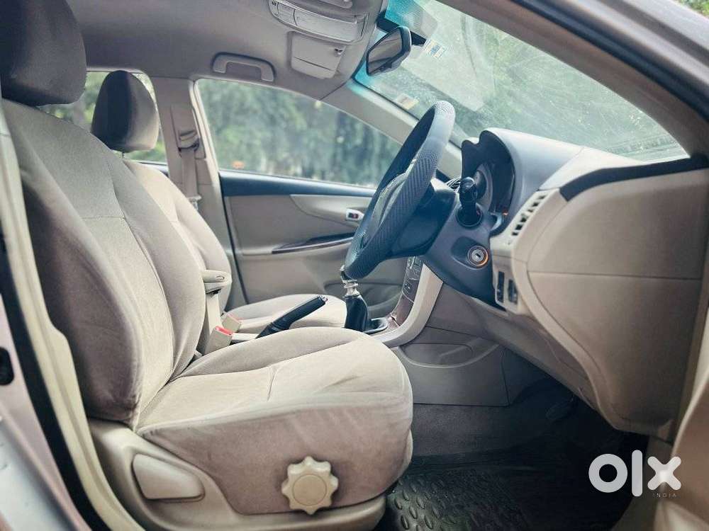 Toyota Corolla Altis G, 2013, Petrol