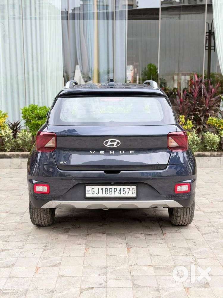 Hyundai Venue Sx Mt, 2021, Diesel