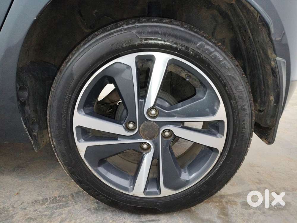 Tata Altroz Xz, 2021, Petrol