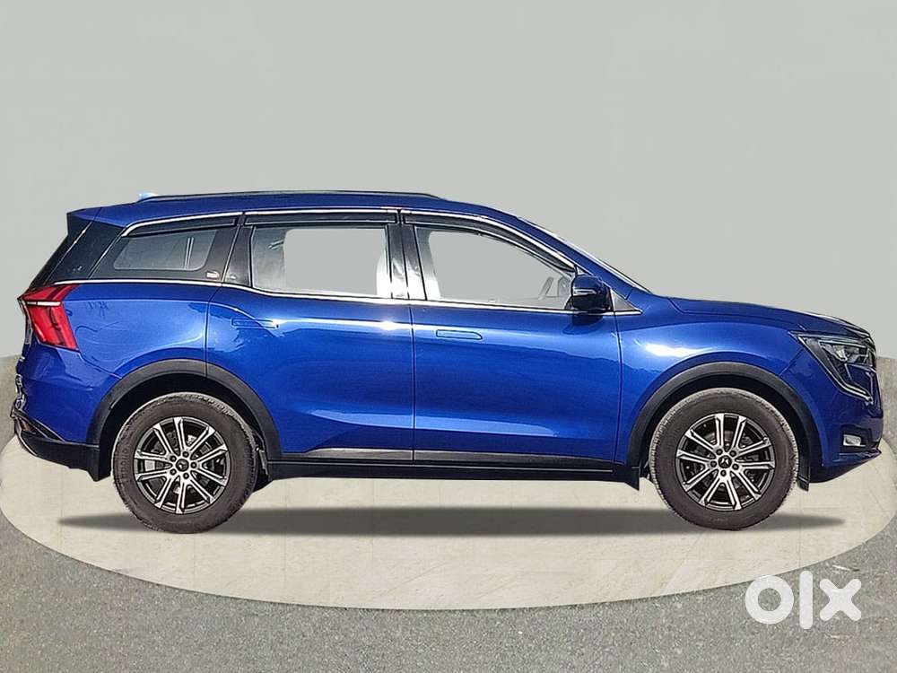 Mahindra Xuv700 2.0 Ax 7 Petrol At Str, 2023, Petrol