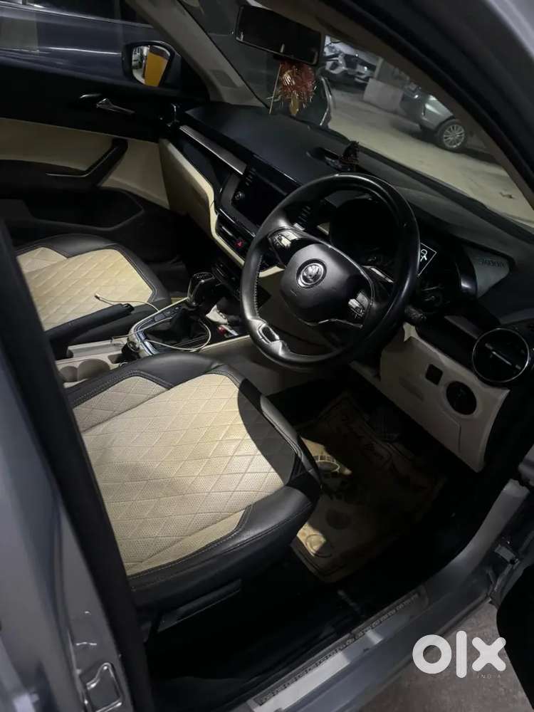 Skoda Slavia 1.5 Automatic Dsg Second Top Model 2023
