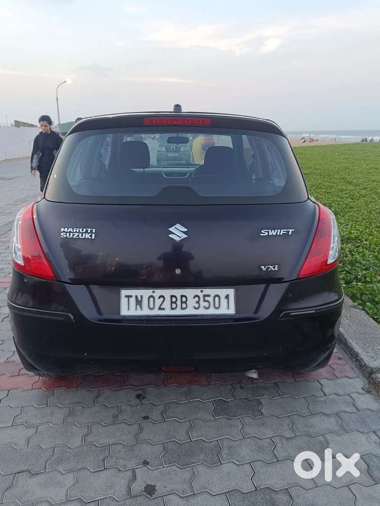 Maruti Suzuki Swift Vxi 1.2 Abs Bs-iv, 2015, Petrol