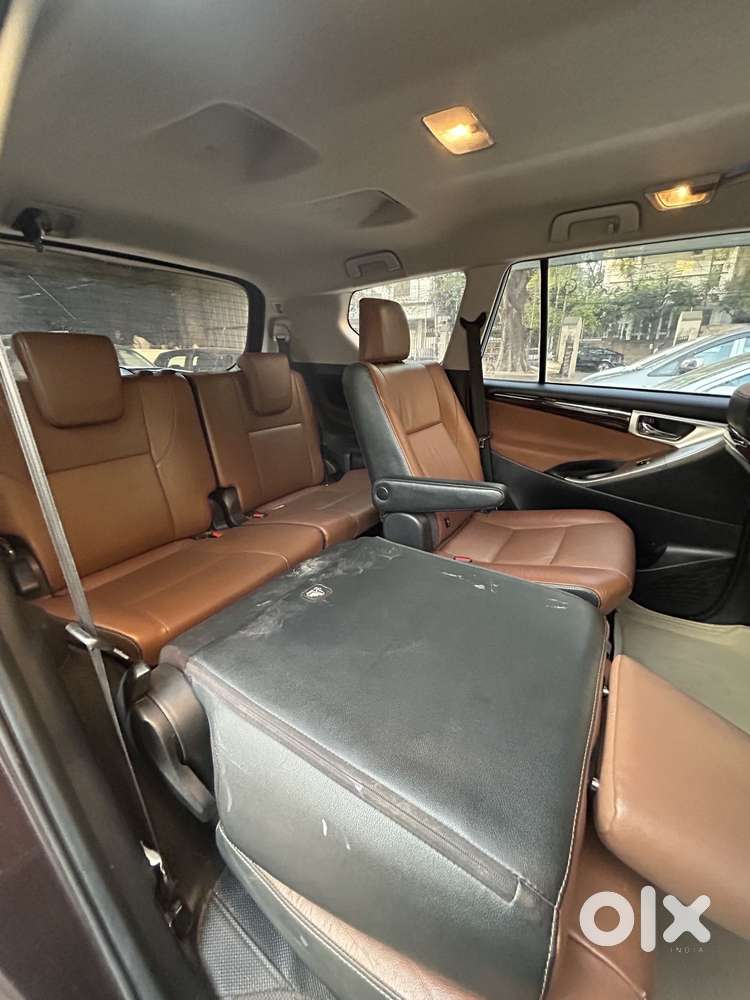Toyota Innova Crysta 2.8z Automatic, 2018, Diesel