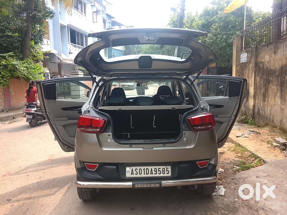 Mahindra Kuv100 Nxt 1.2 K8 Petrol 6 Str Dual Tone, 2017, Petrol
