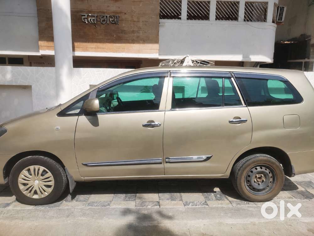 Toyota Innova 2010 Diesel 217585 Km Driven
