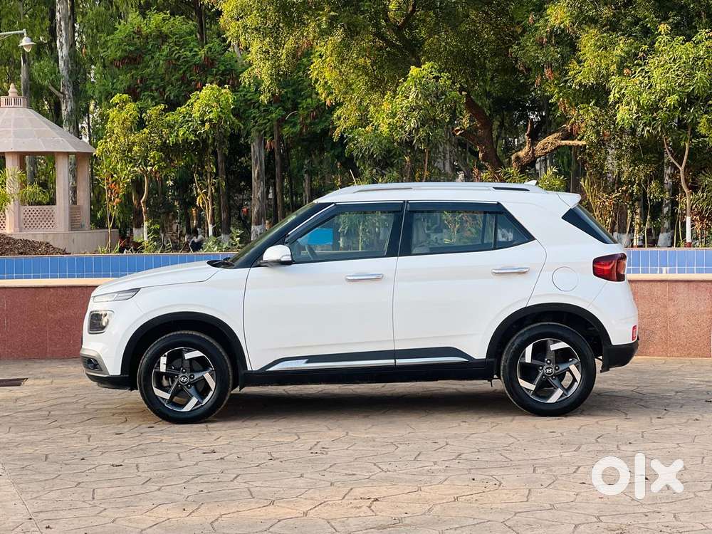 Hyundai Venue Sx (o) Mt 1.5 Diesel, 2021, Diesel
