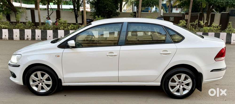 Volkswagen Vento Petrol Highline, 2012, Petrol