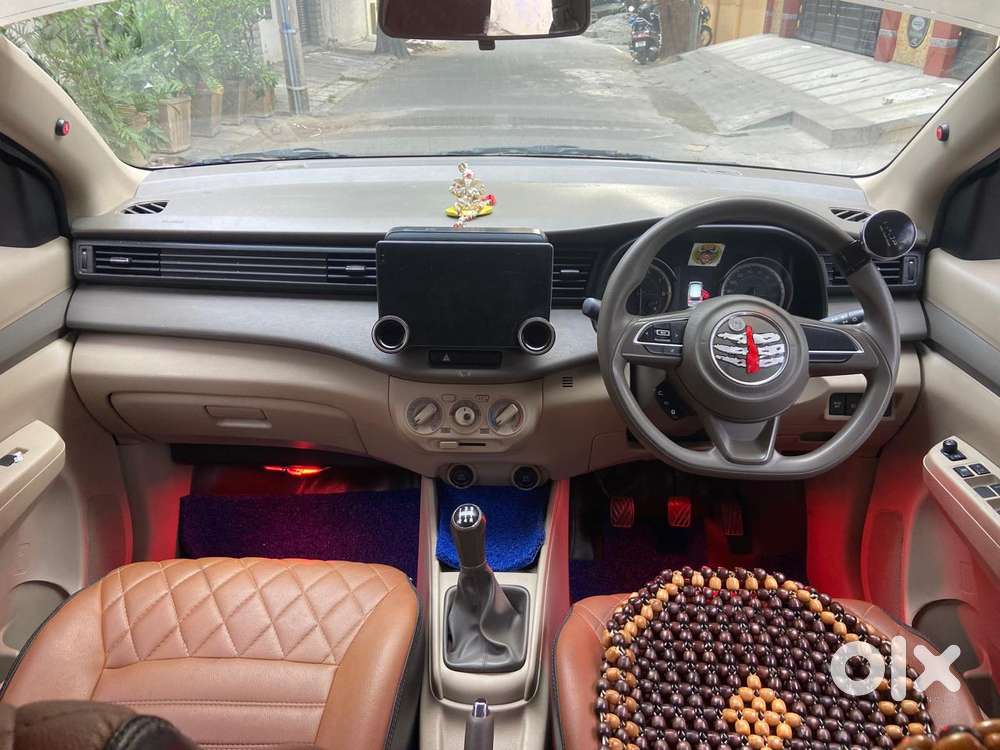 Maruti Suzuki Ertiga Vxi (o) Cng, 2025, Petrol