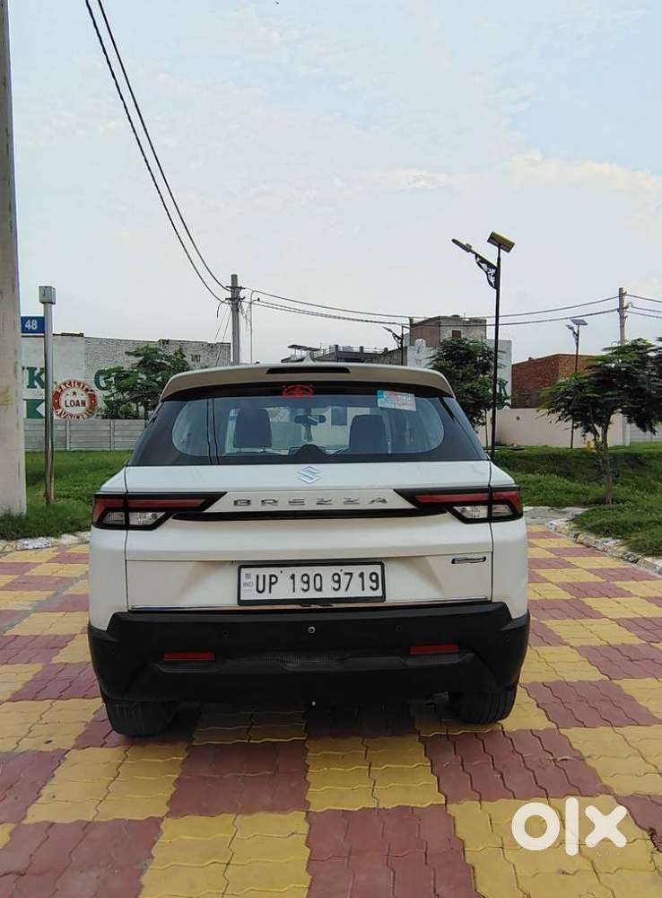 Maruti Suzuki Brezza 1.5 Lxi Smart Hybrid, 2023, Petrol