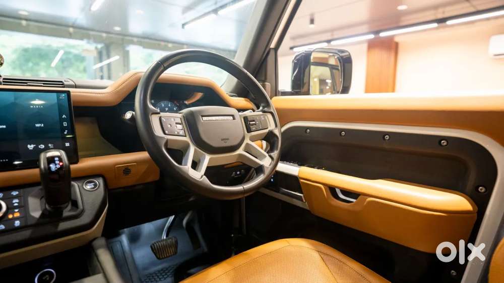 Land Rover Defender, 2024, Petrol