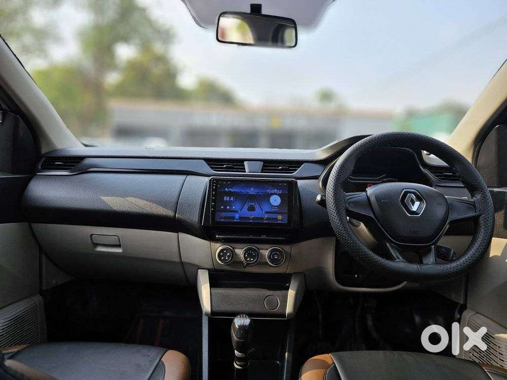 Renault Triber Others, 2023, Petrol