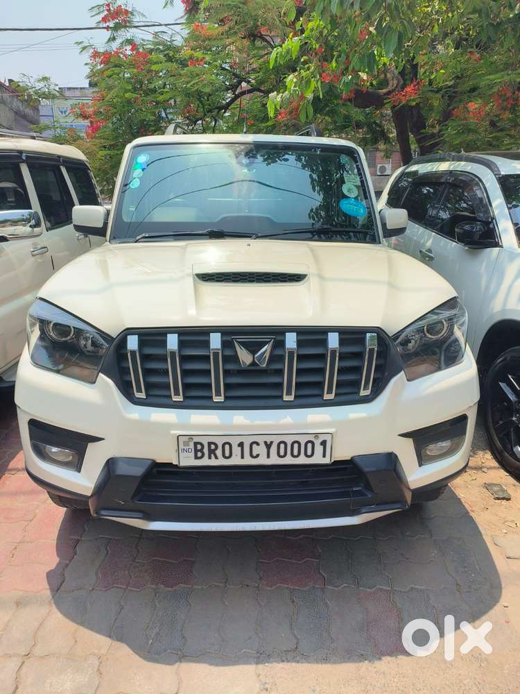 Mahindra Scorpio S10, 2016, Diesel