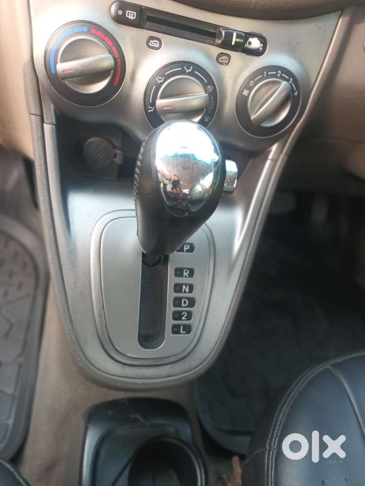 Hyundai I10 Sportz At, 2012, Petrol