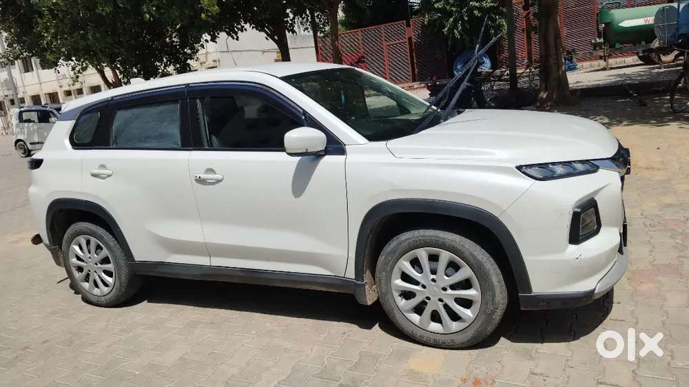 Maruti Suzuki Grand Vitara 2024 Cng & Hybrids 45000 Km Driven