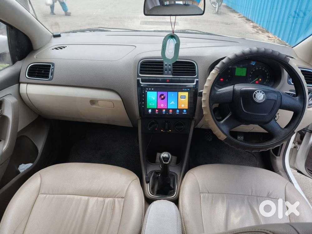 Skoda Rapid Elegance Mpi, 2012, Petrol