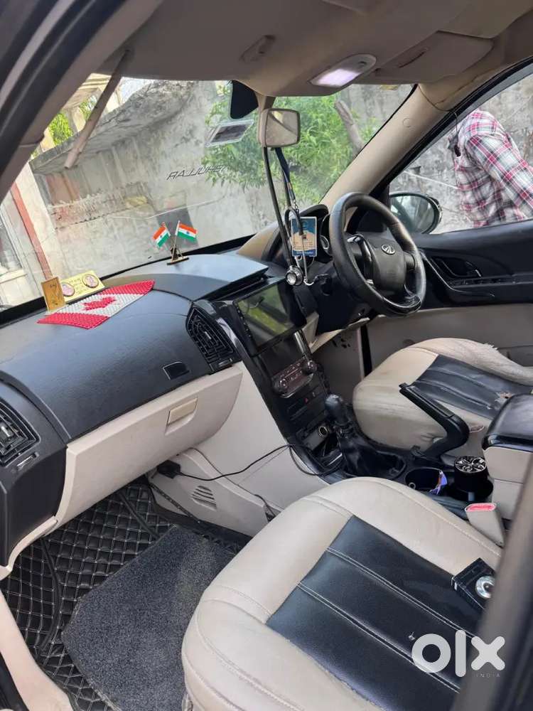 Mahindra Xuv500 2.2 W7 2015