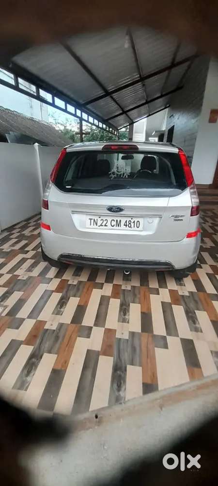 Ford Figo Diesel Titanium 2013