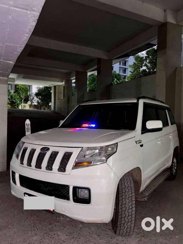 Mahindra Tuv 300 2018 Diesel Well Maintained