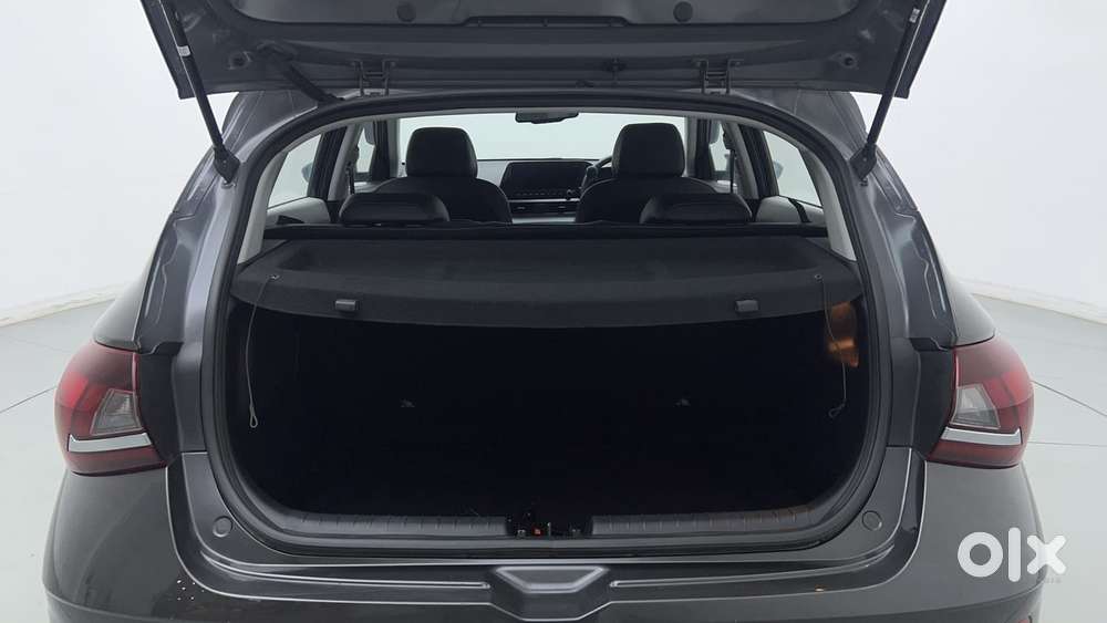 Hyundai New I20 1.2 Asta (o) Ivt, 2025, Petrol