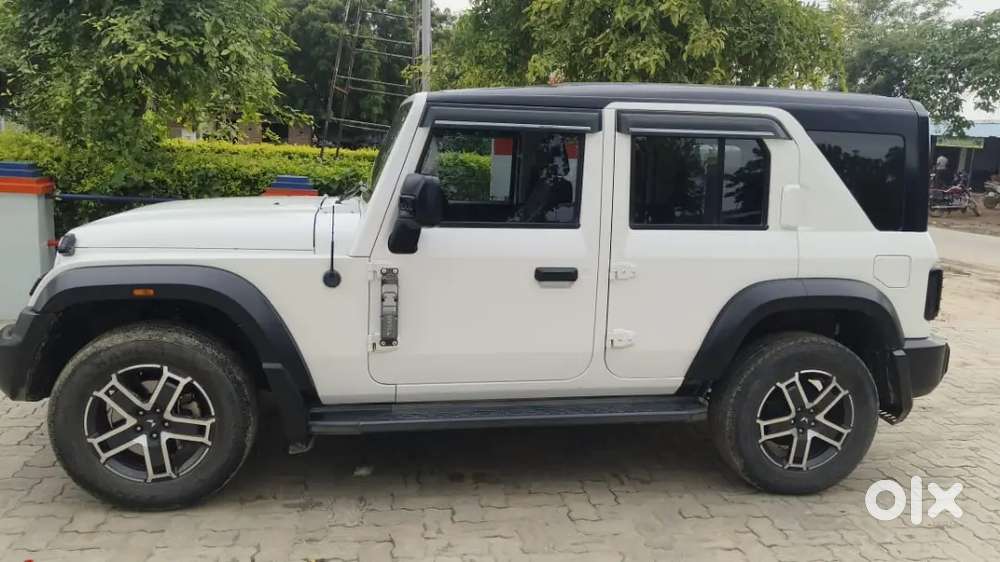 Mahindra Thar Roxx 2025