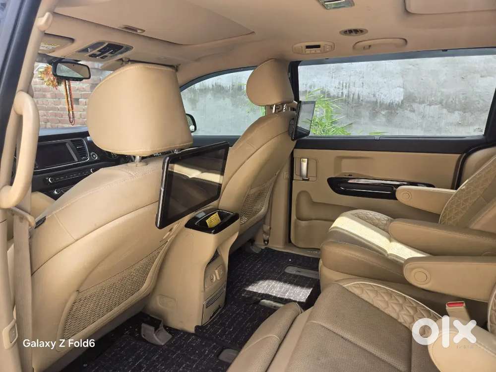 Kia Carnival Limousine Plus 2023 – Black (single Owner  Immaculate