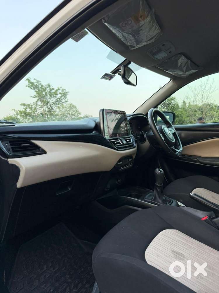 Toyota Glanza 1.2 V, 2024, Petrol