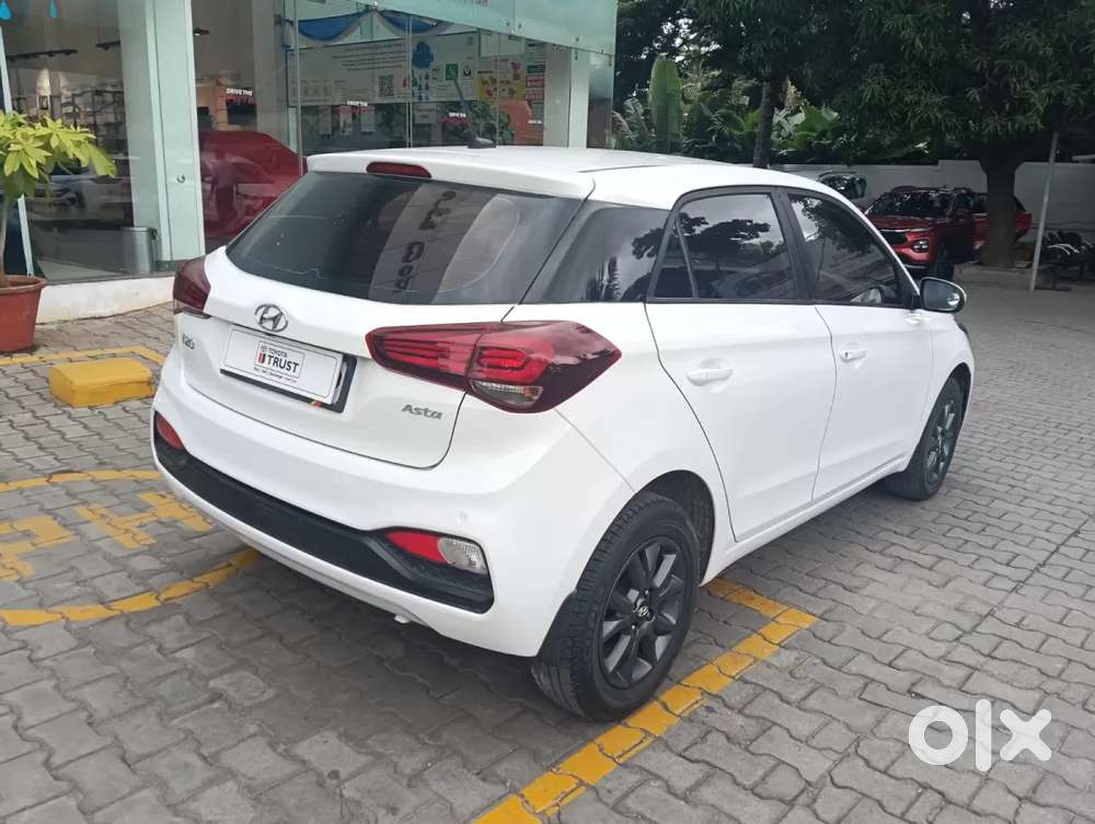 Hyundai Elite I20 Asta Option, 2018, Petrol