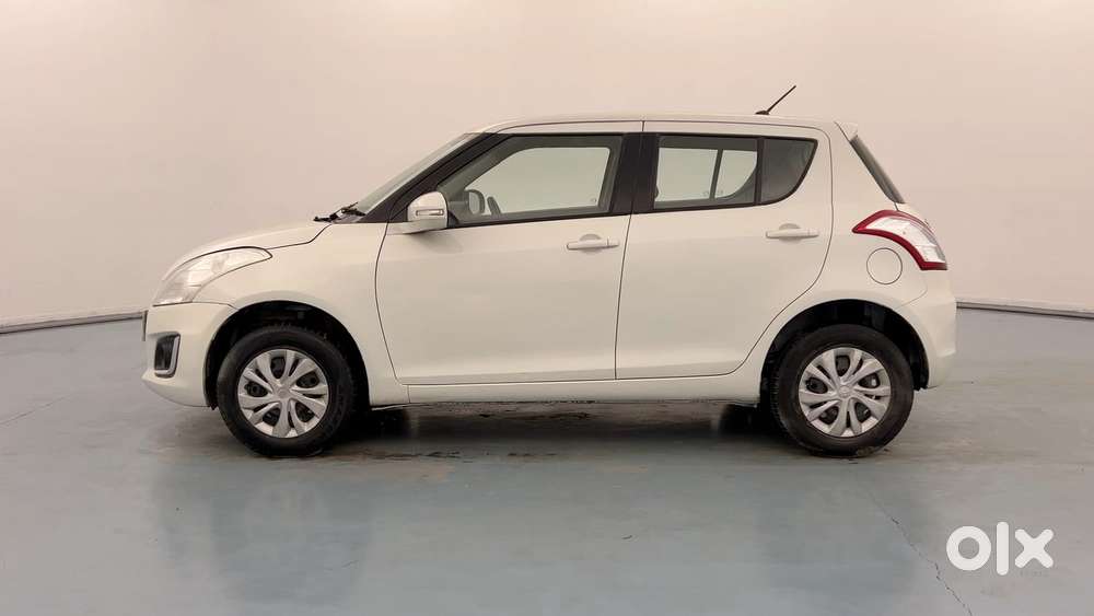 Maruti Suzuki Swift Vxi Optional, 2017, Petrol